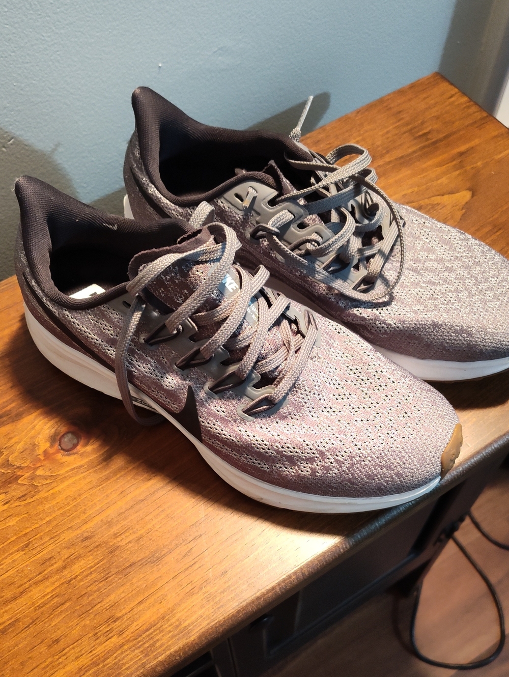 Nike Women's Gray Knit Running Sneakers with Black Accents